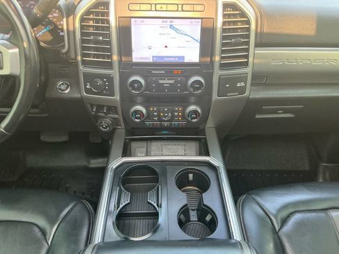 Used 2021 Ford F250 Platinum w/ FX4 Off-Road Package AWD/4WD image 20