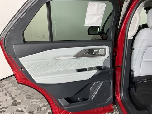 New 2026 Ford Explorer Platinum w/ LUX Leather Package image 27