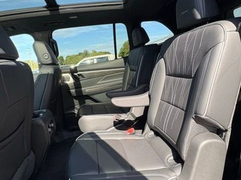 New 2026 Buick Enclave Avenir w/ Super Cruise Package image 15