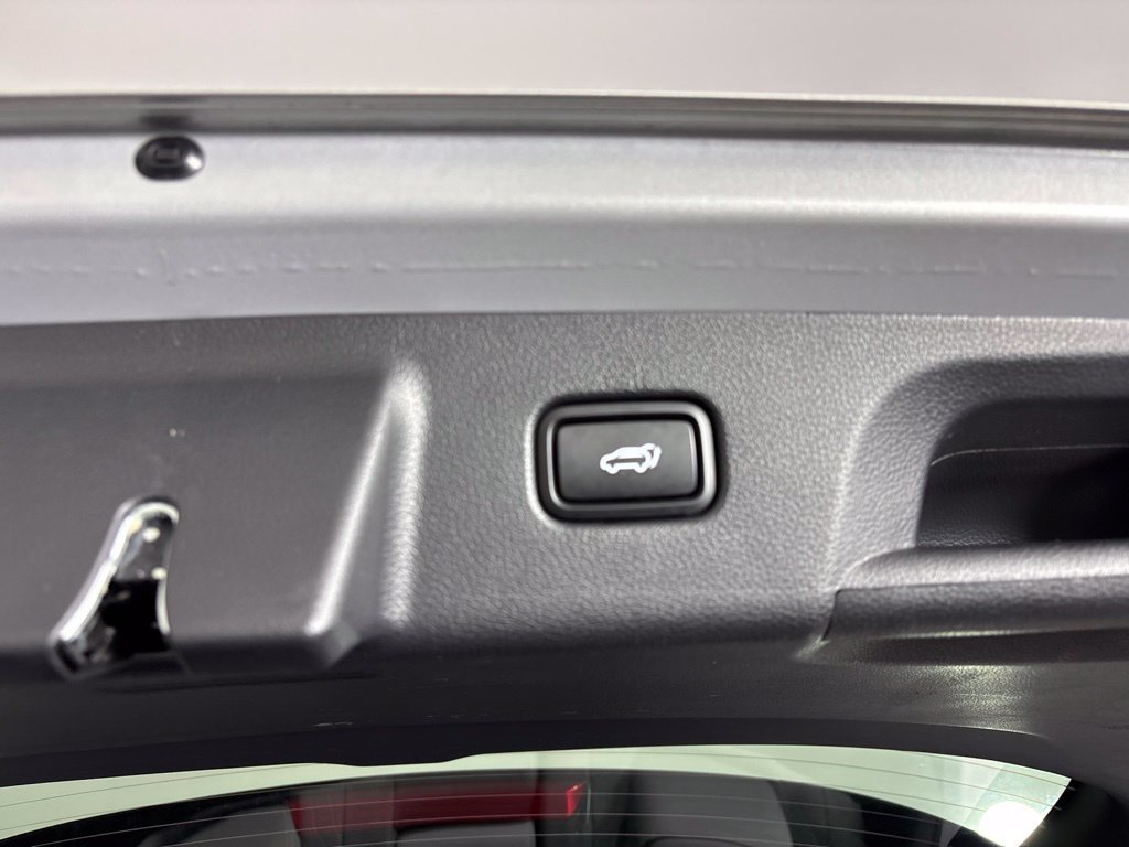 Used 2024 Hyundai Palisade SEL FWD image 9