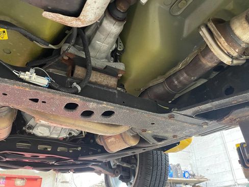 Used 2004 Chevrolet SSR w/ Preferred Equipment Group image 30