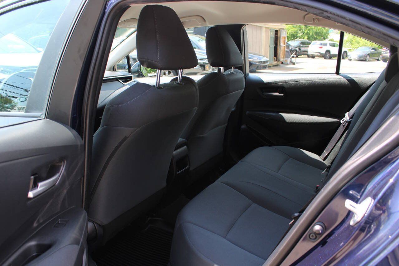 Used 2021 Toyota Corolla LE FWD image 21