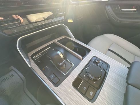 Used 2025 MAZDA CX-90 Plug-In Hybrid w/Premium Sport image 16