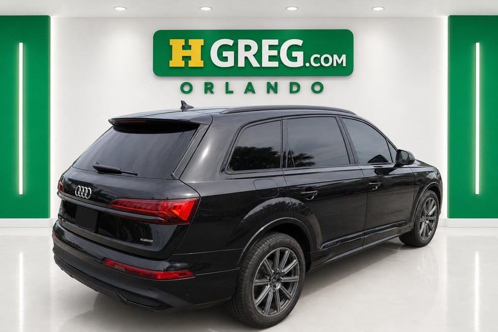 Used 2023 Audi Q7 2.0T Premium Plus w/ Premium Plus Package AWD/4WD image 6