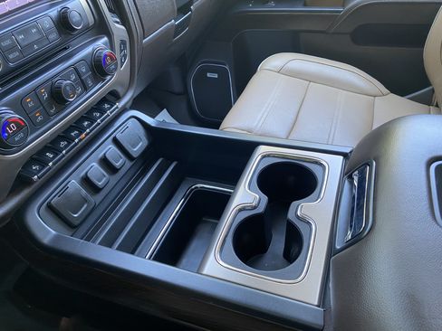 Used 2018 GMC Sierra 1500 Denali w/ Denali Ultimate Package AWD/4WD image 27