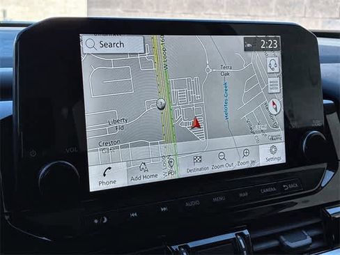 Used 2025 Nissan Pathfinder Platinum w/ Black Appearance Package image 31