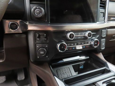 Used 2024 Ford F350 King Ranch image 66