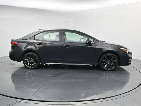 Used 2025 Toyota Corolla SE FWD image 9