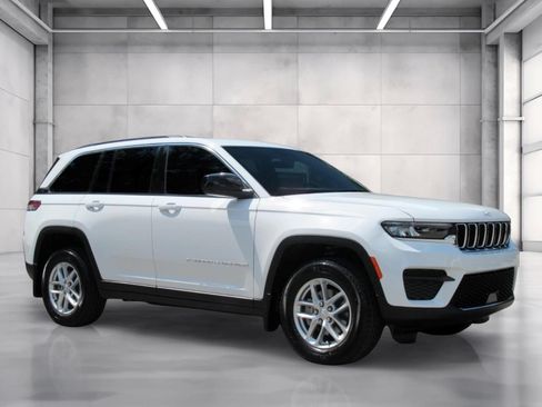 New 2026 Jeep Grand Cherokee Laredo w/ MOPAR Finishing Package RWD image 1