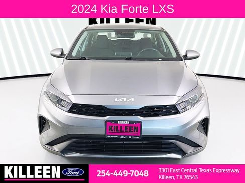 Used 2024 Kia Forte LXS image 2