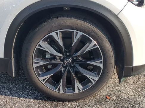 Used 2024 MAZDA CX-90 Plug-In Hybrid w/ Premium Pkg image 11