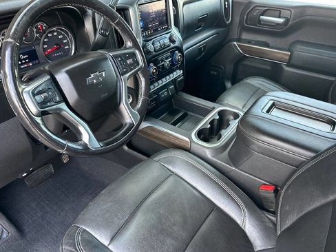 Used 2019 Chevrolet Silverado 1500 LT Trail Boss image 10