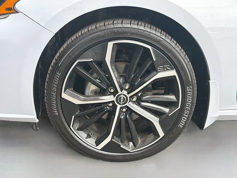Used 2025 Nissan Altima 2.5 SR FWD image 28