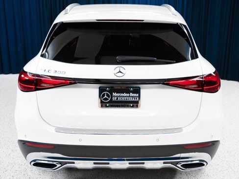 New 2026 Mercedes-Benz GLC 300 image 5