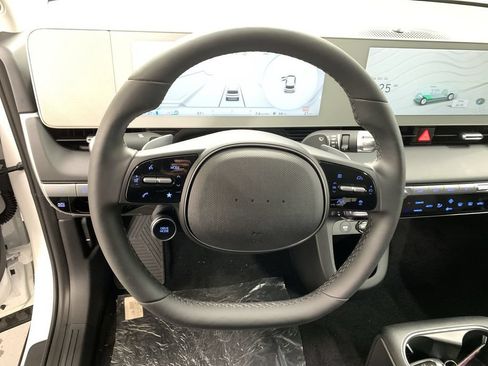 Used 2024 Hyundai Ioniq 5 SEL AWD/4WD image 4
