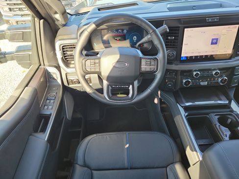 New 2026 Ford F450 Platinum w/ FX4 Off-Road Package image 15