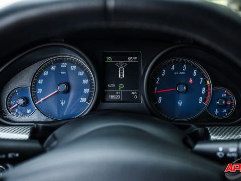 Used 2017 Maserati GranTurismo Sport image 9