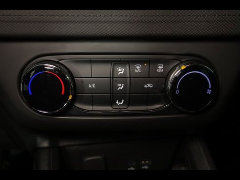 Used 2024 Chevrolet TrailBlazer LS w/ LS Convenience Package image 13