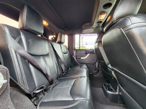 Used 2016 Jeep Wrangler Unlimited Sahara w/ Dual Top Group image 37