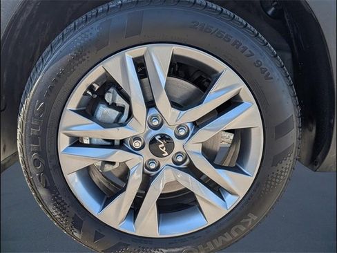 Certified 2022 Kia Seltos LX image 20