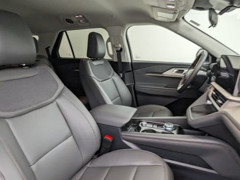 New 2026 Ford Explorer Active w/ Active Comfort Package AWD/4WD image 41