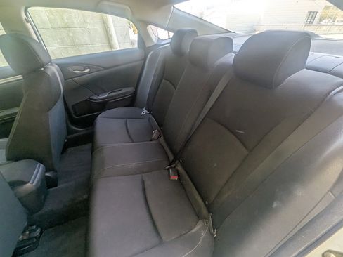 Used 2019 Honda Civic LX image 17