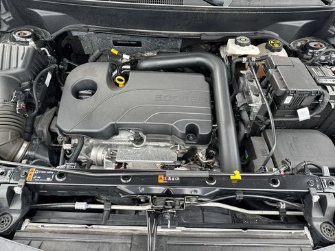 Used 2024 Chevrolet Equinox LT w/ LPO, Floor Liner Package FWD image 26