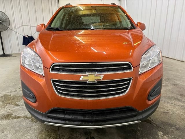 Used 2016 Chevrolet Trax LT w/ LT Sun and Sound Package AWD/4WD image 3