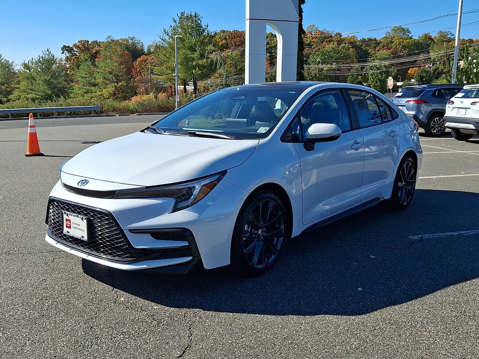 Certified 2026 Toyota Corolla XSE FWD image 3