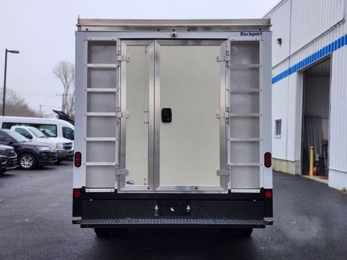 Used 2022 Chevrolet Express 3500 w/ Power Convenience Package RWD image 4