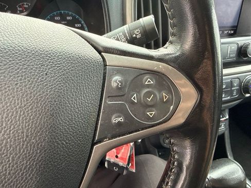 Used 2021 Chevrolet Colorado Z71 AWD/4WD image 14