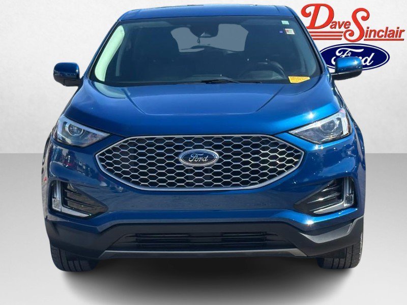 Used 2024 Ford Edge SEL w/ Convenience Package AWD/4WD image 2