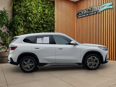 Used 2025 BMW X1 xDrive28i AWD/4WD image 6