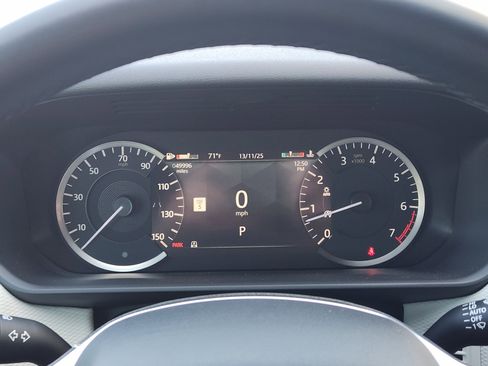 Certified 2023 Land Rover Discovery S R-Dynamic image 17