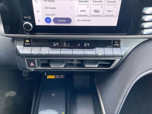 Used 2025 Toyota Camry LE FWD image 32