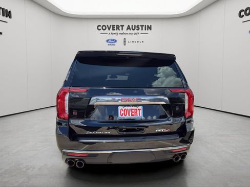 Used 2024 GMC Yukon AT4 w/ AT4 Premium Plus Package AWD/4WD image 5