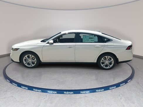 New 2025 Honda Accord LX image 5