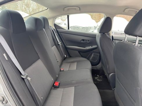 Used 2024 Nissan Sentra SV image 32