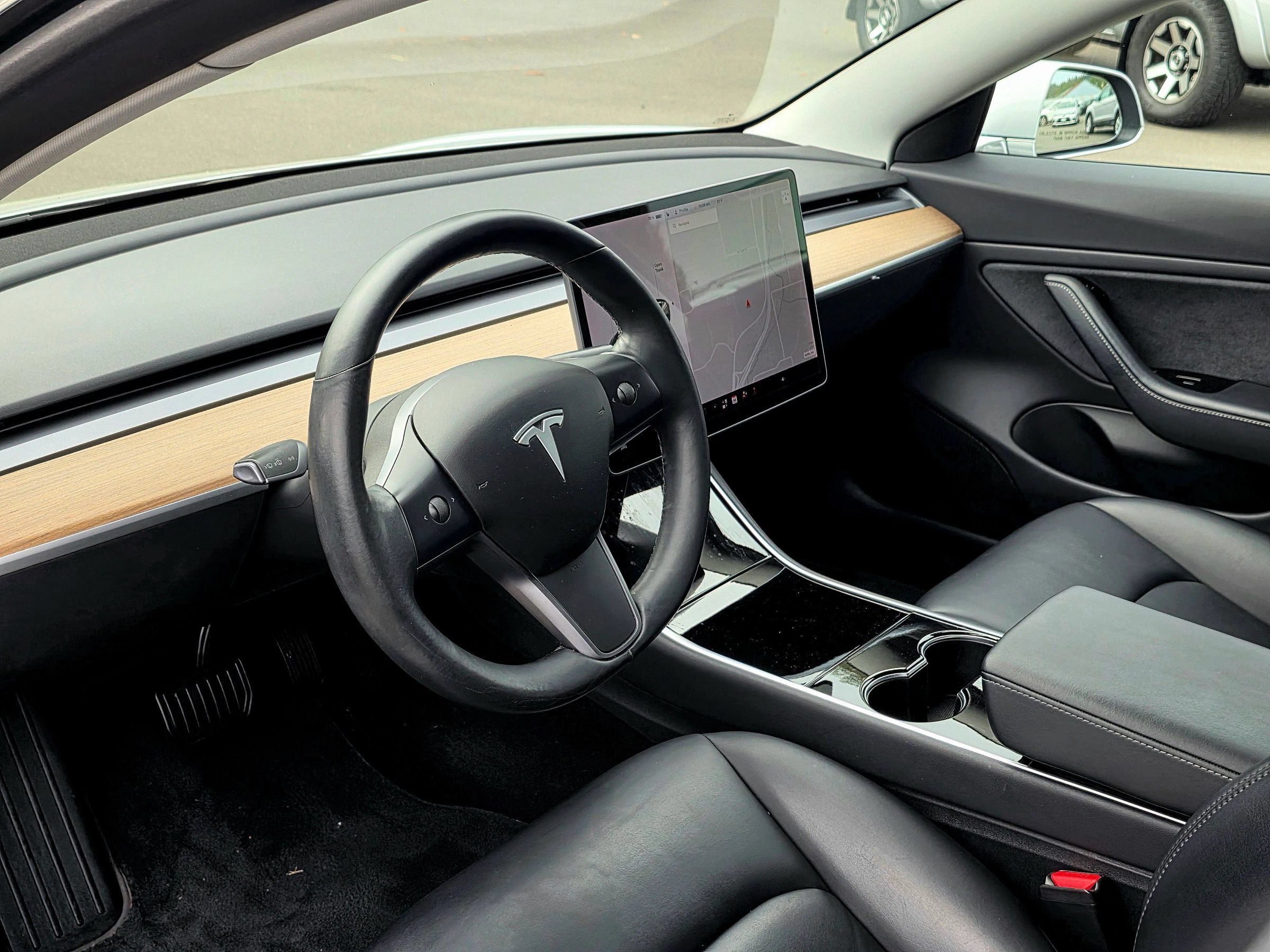 Used 2018 Tesla Model 3 Long Range RWD image 21