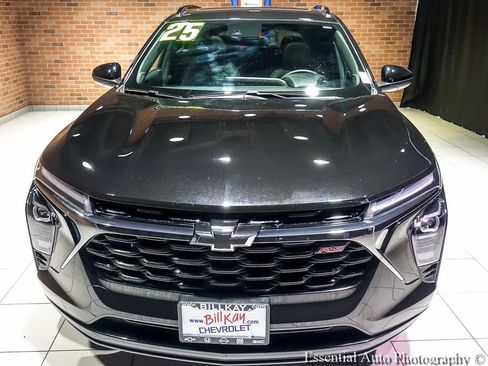 Used 2025 Chevrolet Trax RS w/ Sunroof Package FWD image 6