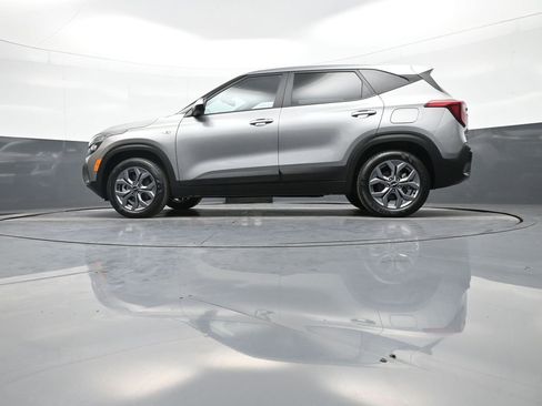 Certified 2024 Kia Seltos LX image 32