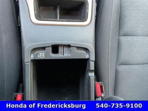Used 2016 Jeep Grand Cherokee Laredo AWD/4WD image 40