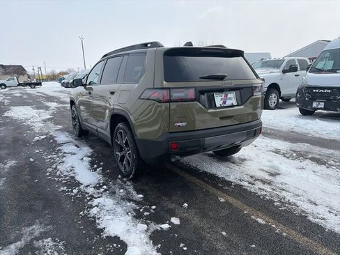 New 2026 Jeep Cherokee Overland image 3