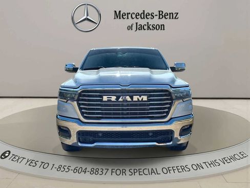 Used 2025 RAM 1500 Laramie AWD/4WD image 8