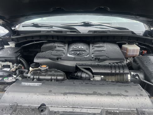 Used 2017 INFINITI QX80 4WD w/ Driver Assistance Package image 16
