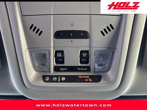Certified 2023 GMC Acadia SLT w/ Preferred Package AWD/4WD image 29
