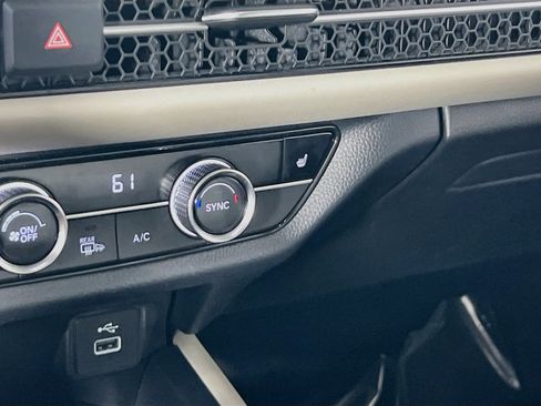 Used 2023 Honda HR-V EX-L image 19