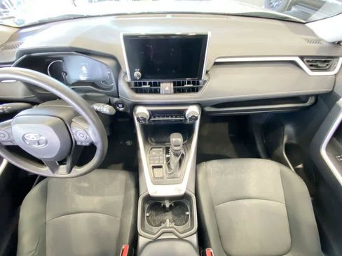 Certified 2025 Toyota RAV4 XLE AWD/4WD image 23
