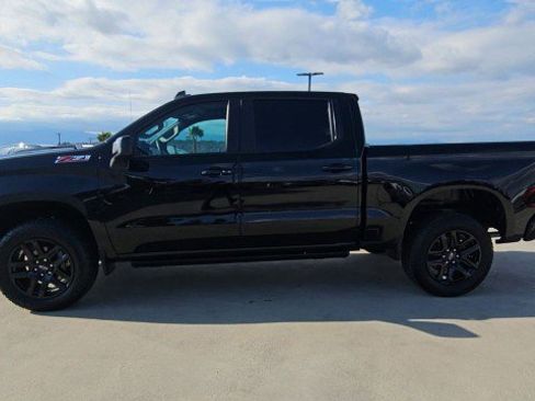 Used 2023 Chevrolet Silverado 1500 LT Trail Boss AWD/4WD image 5