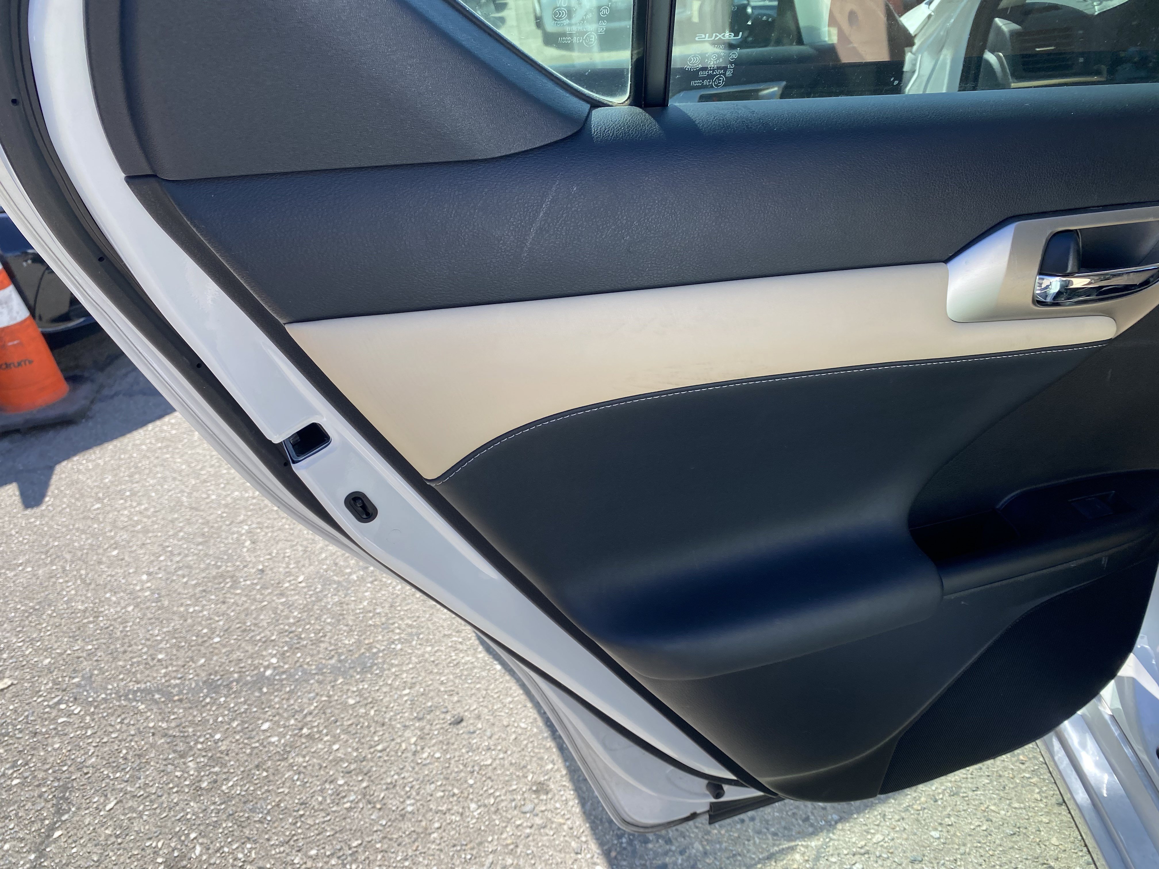 Used 2017 Lexus CT 200h w/ Seat Comfort Package FWD image 16